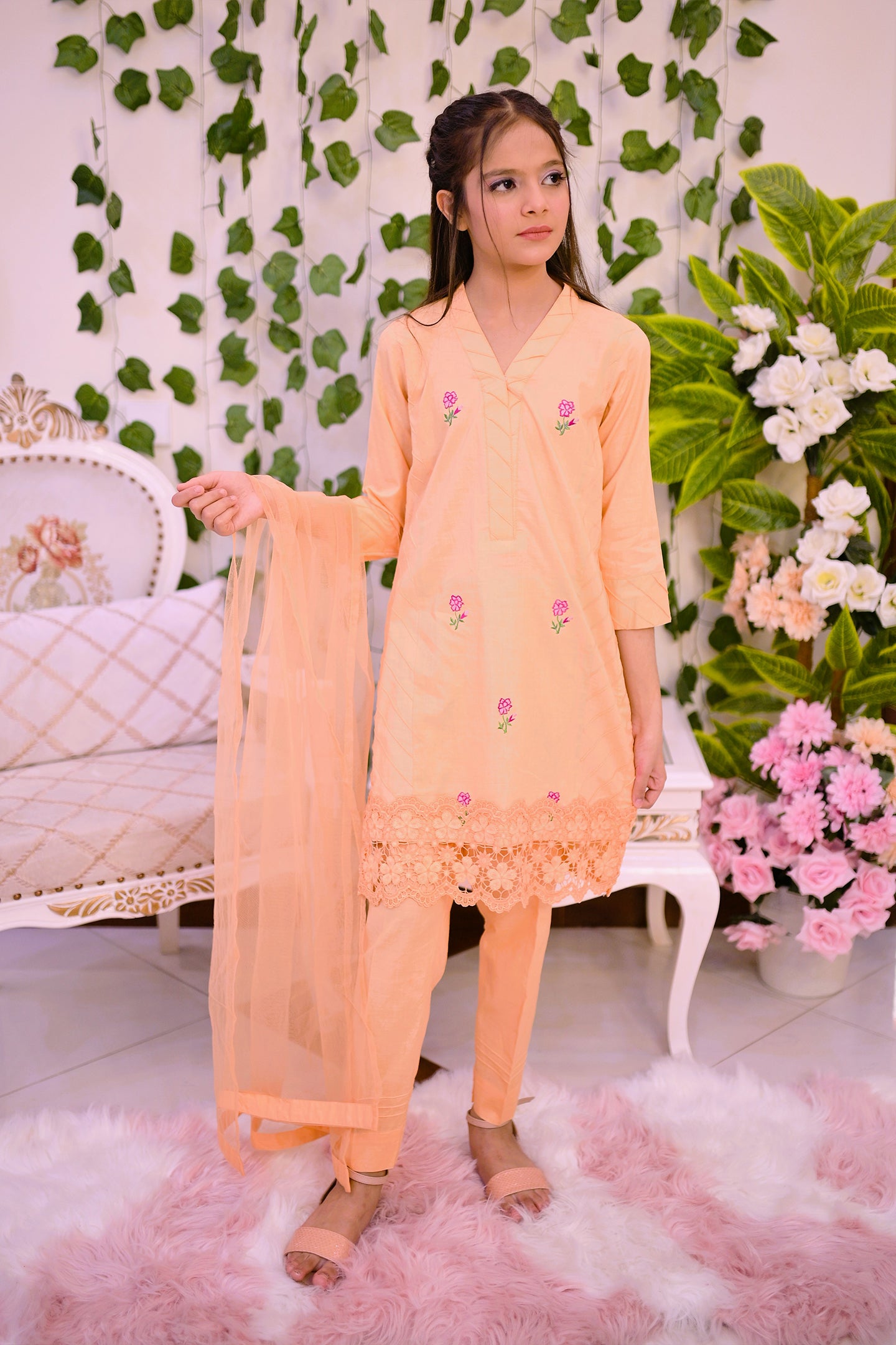 Casual 3 piece shirt dupatta and trouser