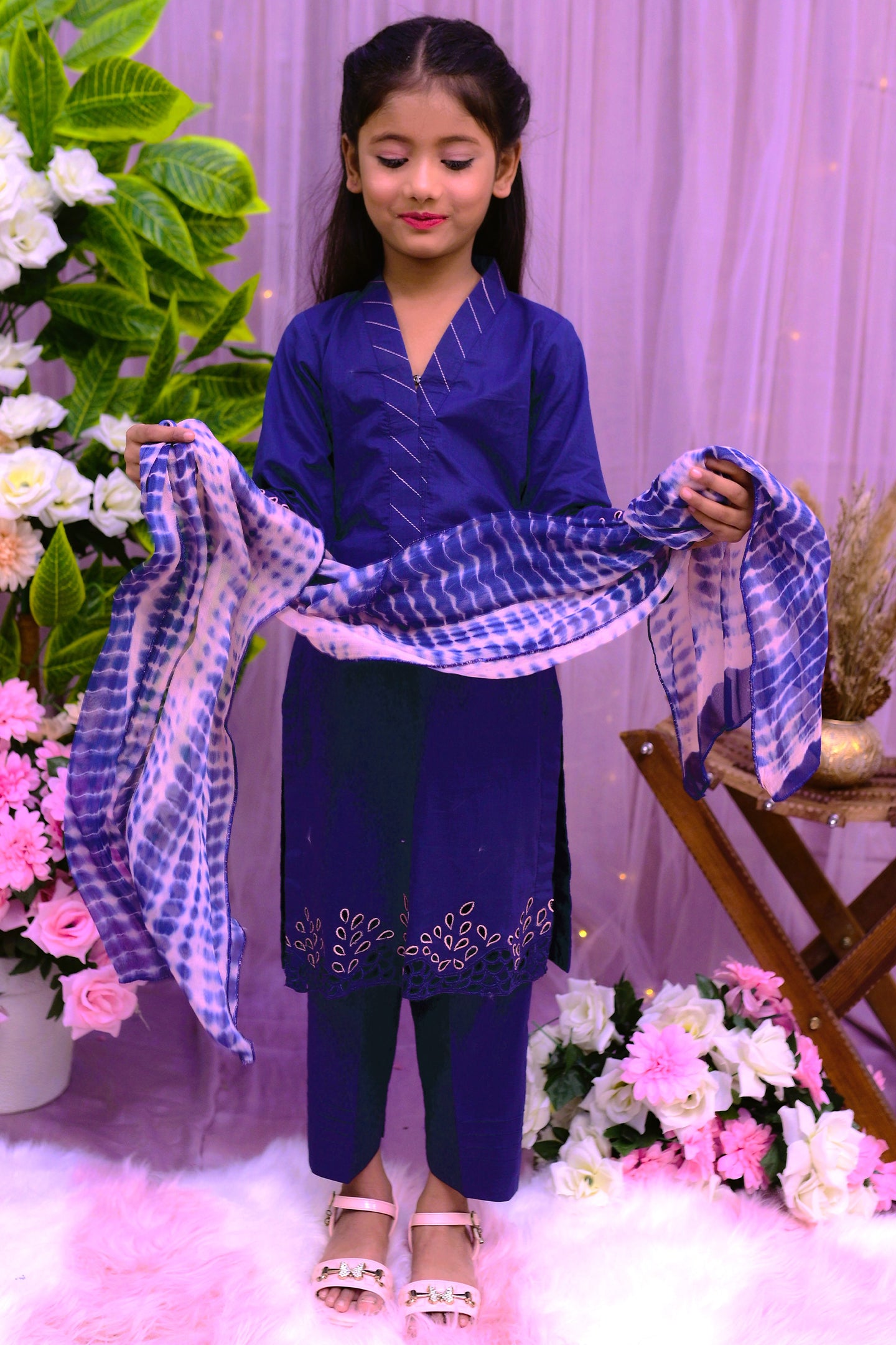casual 3 piece shirt dupatta & trouser