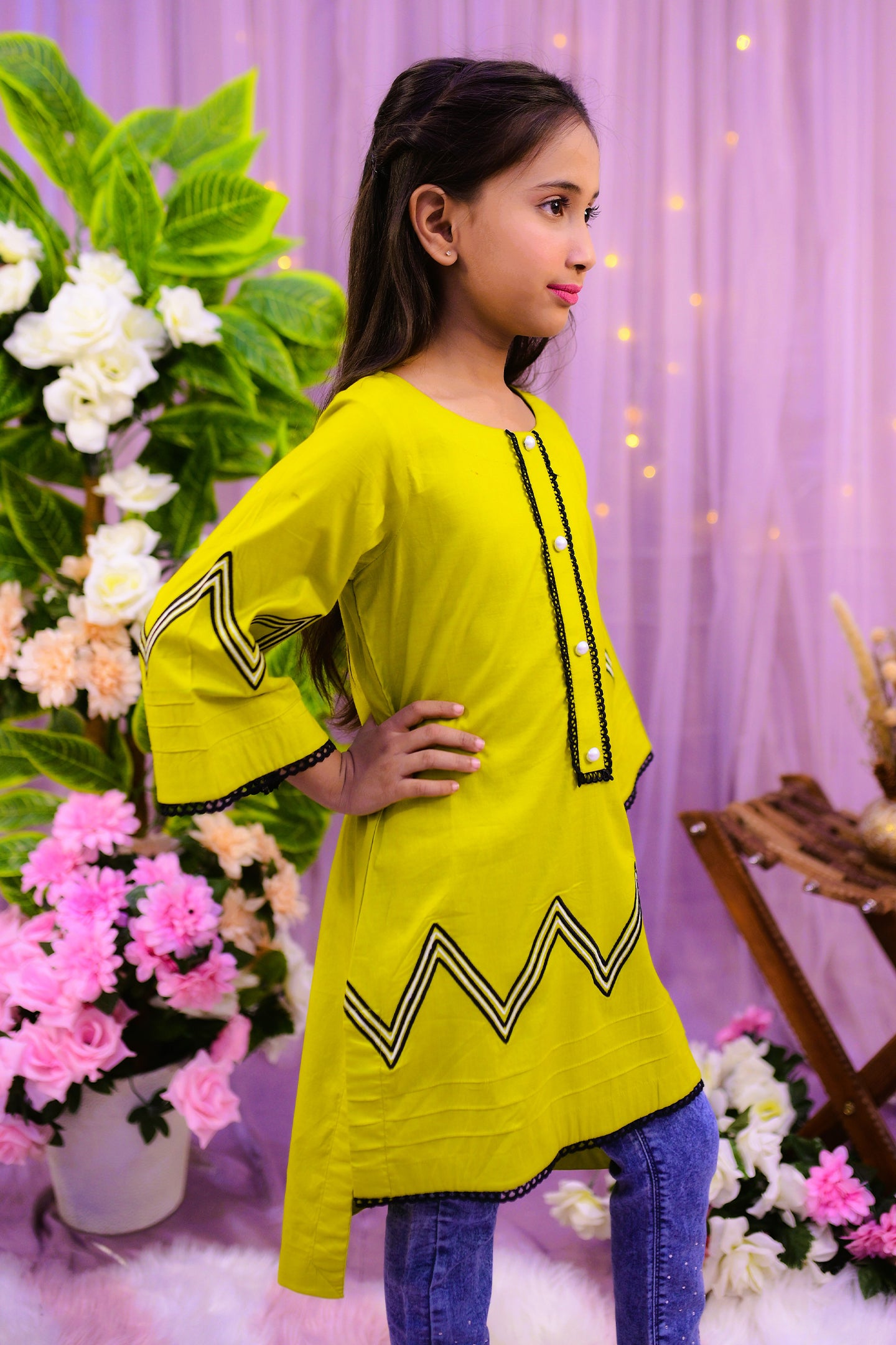 zigzag embroidery Kurti