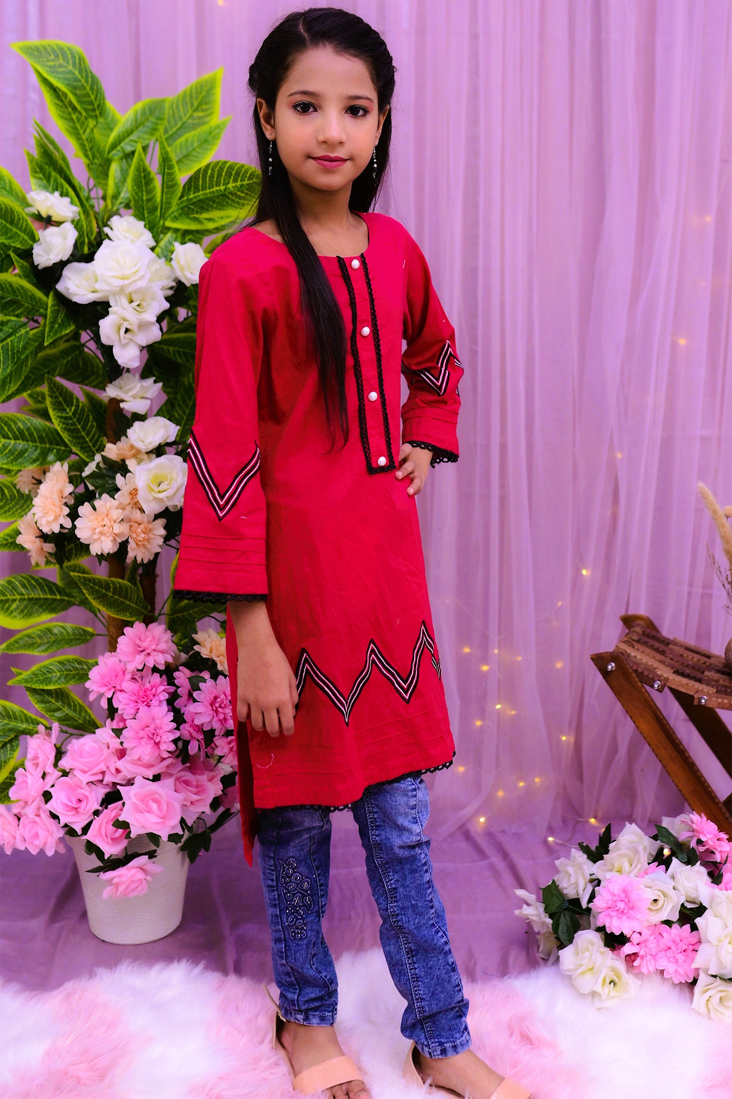 zigzag embroidery Kurti